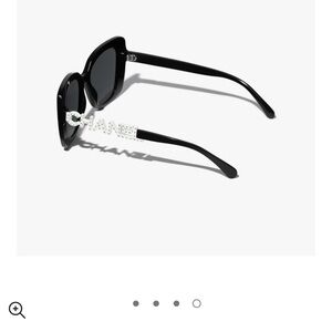 CHANEL Black Sunglasses with Pearl Detail